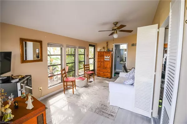 Estero, FL 33928,8628 Firwood DR