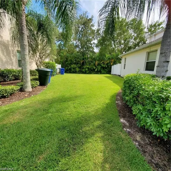 Fort Myers, FL 33916,3616 Pine Oak CIR #101