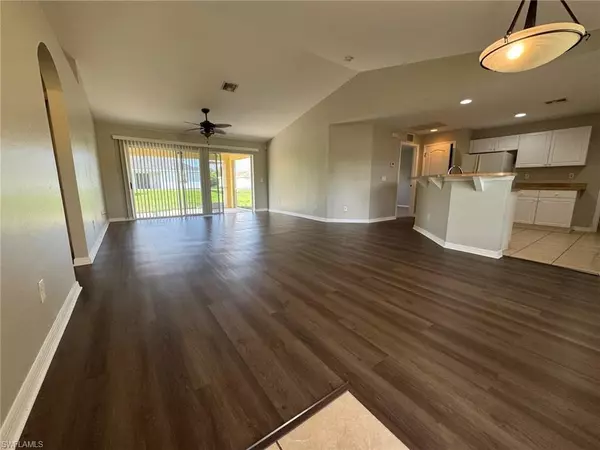 Lehigh Acres, FL 33971,3205 43rd ST W
