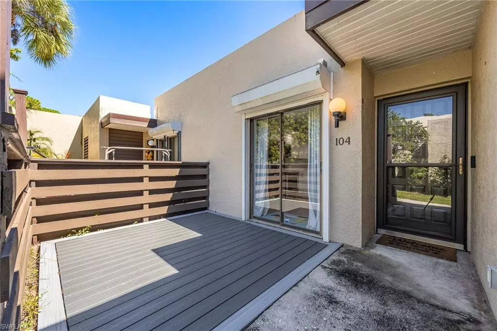 Fort Myers, FL 33907,104 Pinebrook DR