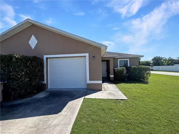 111 SE 2nd AVE, Cape Coral, FL 33990