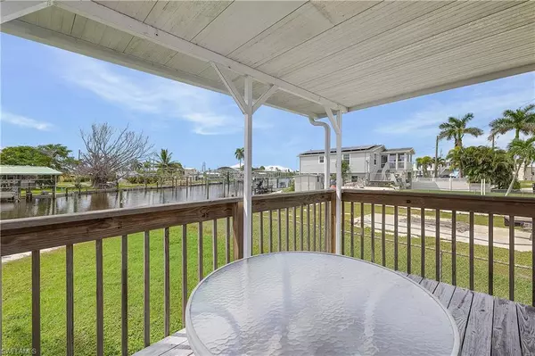 St. James City, FL 33956,3851 Coconut DR