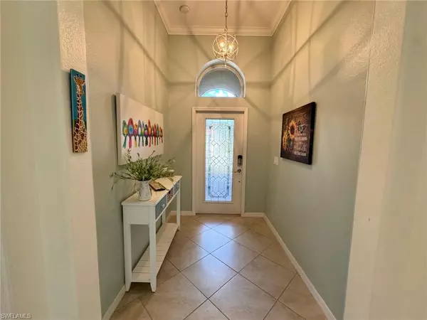 Cape Coral, FL 33909,2536 Laurentina LN