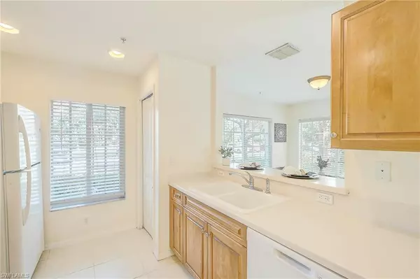 Fort Myers, FL 33913,12000 Rain Brook AVE #1402