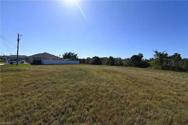 Cape Coral, FL 33991,434 SW 30th AVE