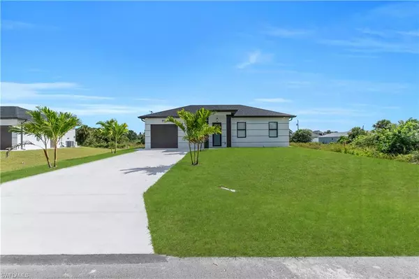 Lehigh Acres, FL 33974,713 Roma AVE S