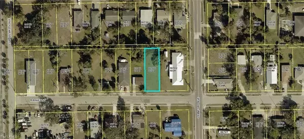 2661 Market ST, Fort Myers, FL 33916