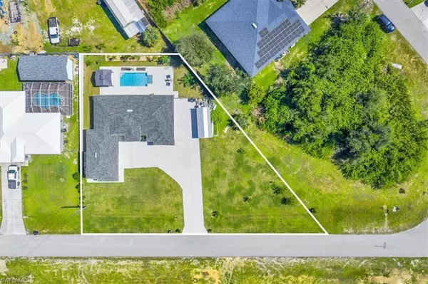Lehigh Acres, FL 33974,363 Paisley AVE
