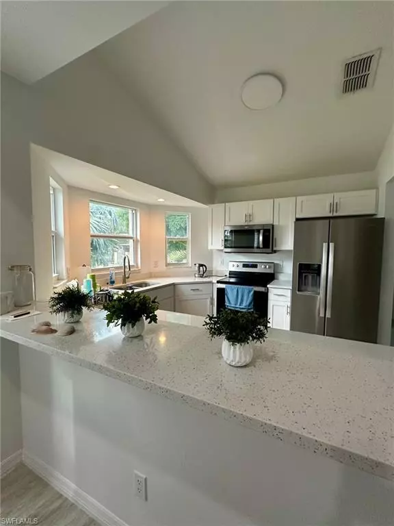 Fort Myers, FL 33908,16821 Sanibel Sunset CT #203