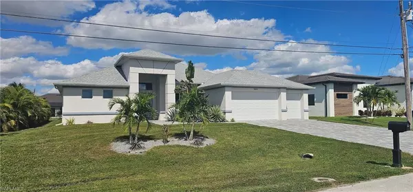 2033 SW 31st TER, Cape Coral, FL 33914