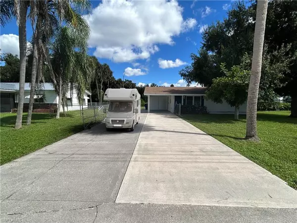 North Fort Myers, FL 33903,1460 Maranatha DR