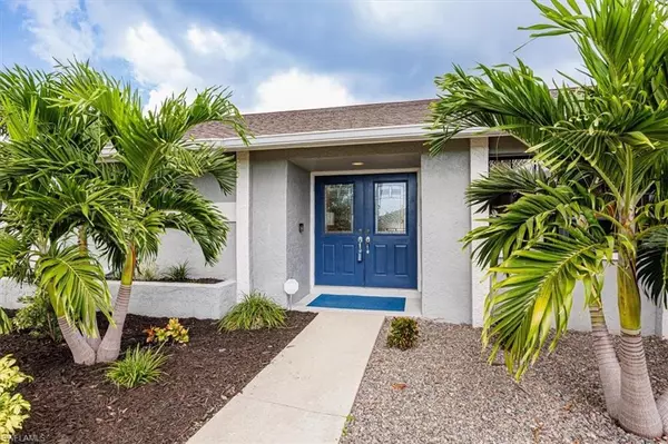 Cape Coral, FL 33991,233 SW 19th TER