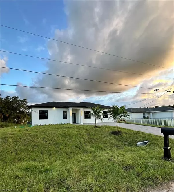 Lehigh Acres, FL 33976,2517 54th St SW