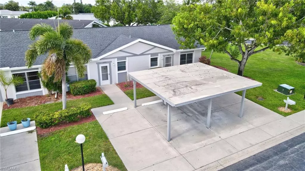 6802 Bogey DR, Fort Myers, FL 33919