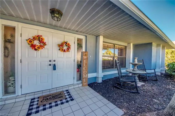 6419 Ben Hogan CIR, North Fort Myers, FL 33917