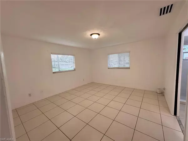 Cape Coral, FL 33914,4517 SW Santa Barbara PL #4517