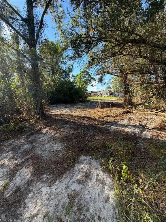 Lehigh Acres, FL 33971,2516 38th ST W