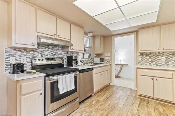 5549 Boynton LN, Fort Myers, FL 33919