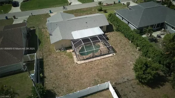 915 SE 20th ST, Cape Coral, FL 33990