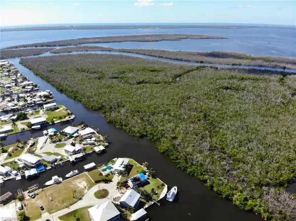 St. James City, FL 33956,3940 Coconut DR
