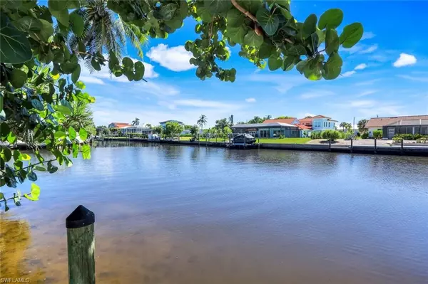 Sanibel, FL 33957,915 Pecten CT