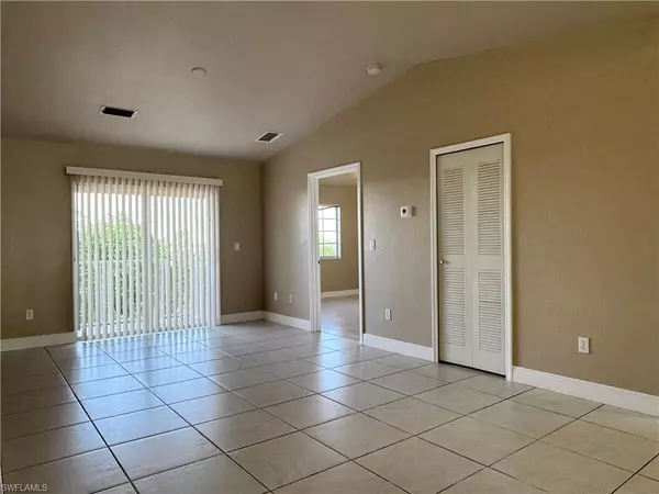 Cape Coral, FL 33914,4137 Skyline BLVD #6