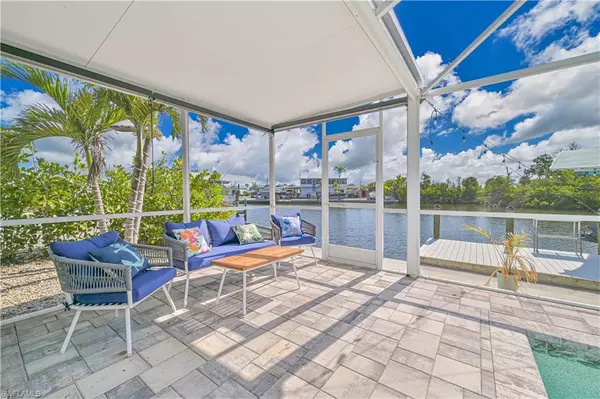 2868 Sanibel BLVD, St. James City, FL 33956