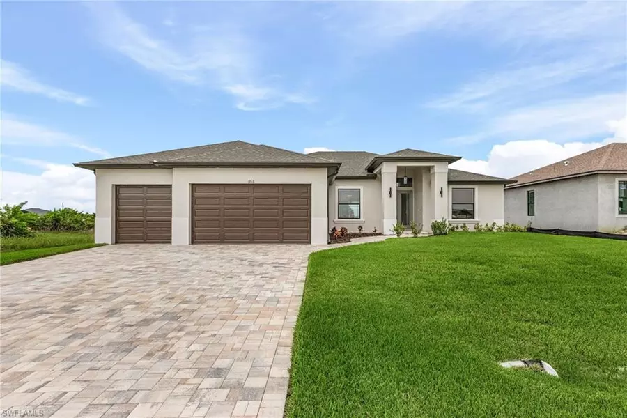 106 SW 33rd PL, Cape Coral, FL 33991