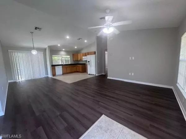 Lehigh Acres, FL 33976,2805 15th ST SW