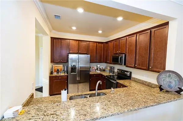 Fort Myers, FL 33966,8880 Via Isola CT