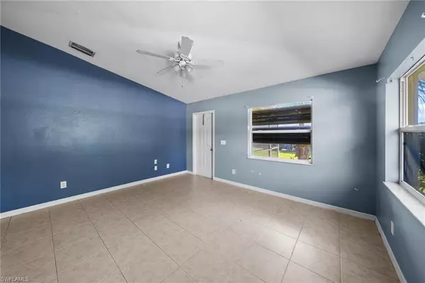 1241/1243 Bacon AVE, Fort Myers, FL 33913