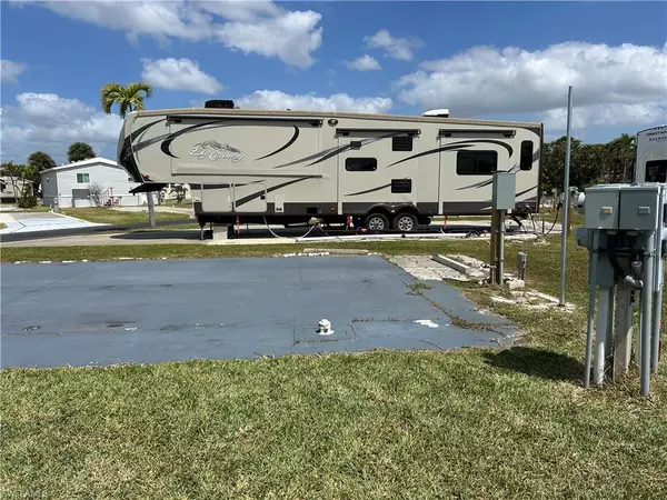 Fort Myers, FL 33908,19681 261 Summerlin RD