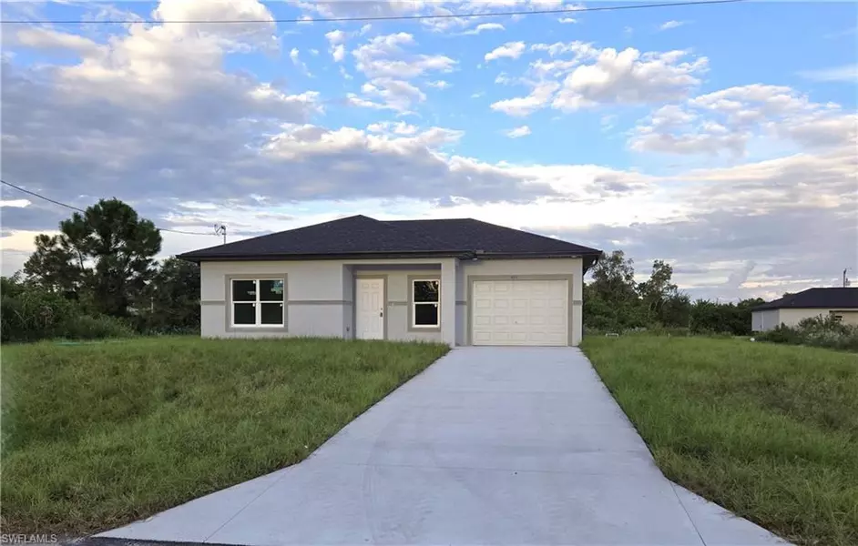 425 Parkman AVE, Lehigh Acres, FL 33974
