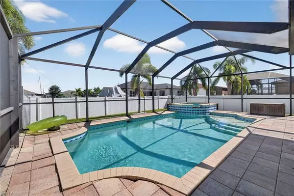Cape Coral, FL 33993,1633 NW 37th PL