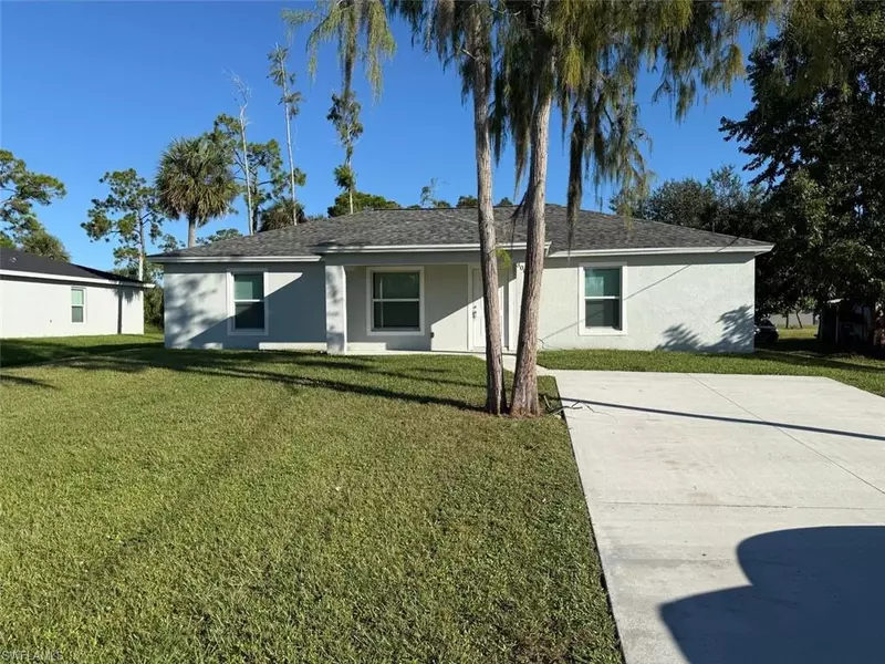 3003 Harvard CIR, Labelle, FL 33935