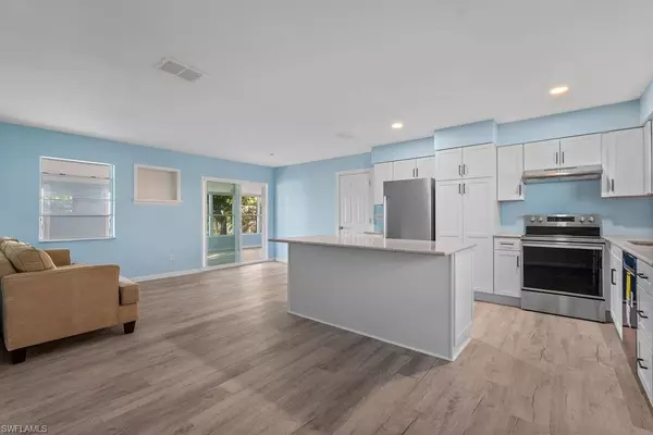 Matlacha, FL 33993,2504 Bayshore DR