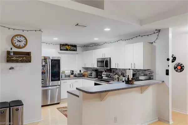 Fort Myers, FL 33913,715 Zephyr AVE