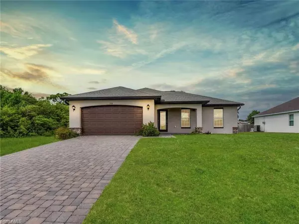 1700 NE 5th PL, Cape Coral, FL 33909