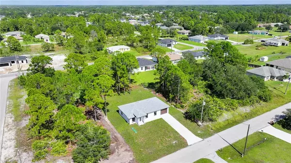 Lehigh Acres, FL 33971,2618 41st ST W