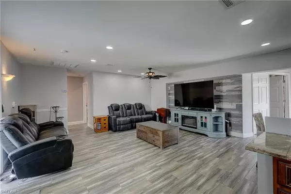 Cape Coral, FL 33904,4421 Coronado PKWY