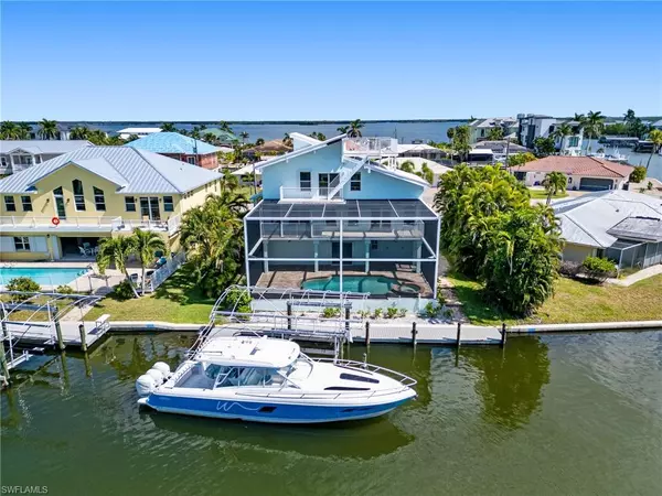 26 Palmview BLVD, Fort Myers Beach, FL 33931