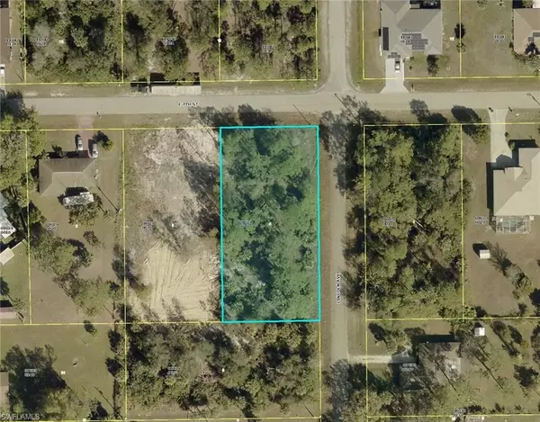 506 E 7th ST, Lehigh Acres, FL 33972