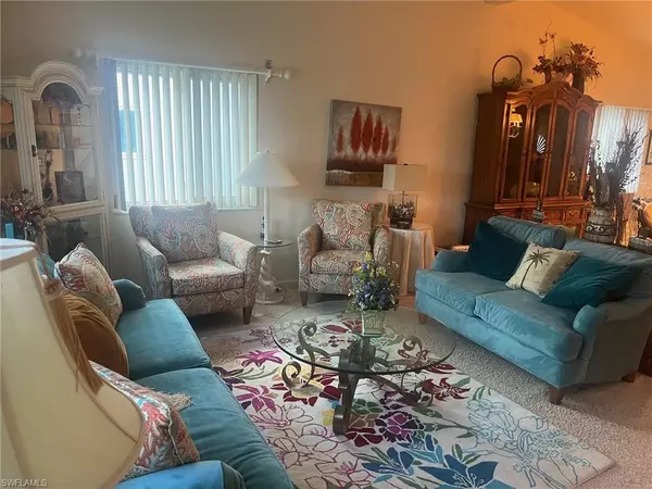 13191 Oakmont DR #8, Fort Myers, FL 33907
