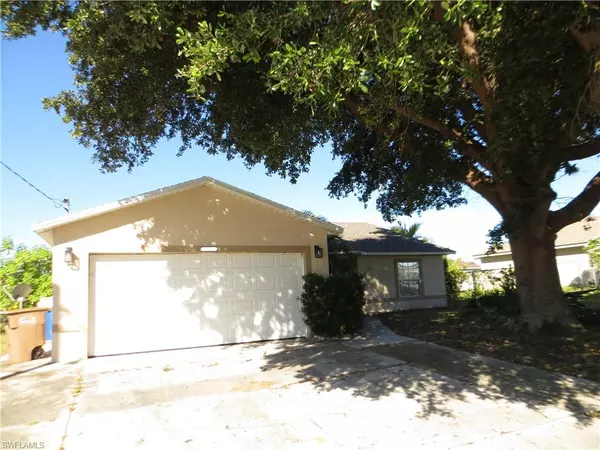 3018 NW 2nd PL, Cape Coral, FL 33993