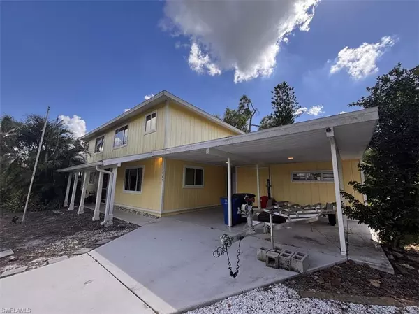 8181 Lake San Carlos CIR, Fort Myers, FL 33967