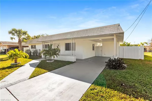 Cape Coral, FL 33909,1524 NE 4th LN