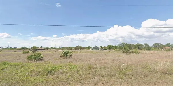 839 E Colyer ST, Lehigh Acres, FL 33974