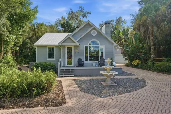 Labelle, FL 33935,270 River Oaks DR