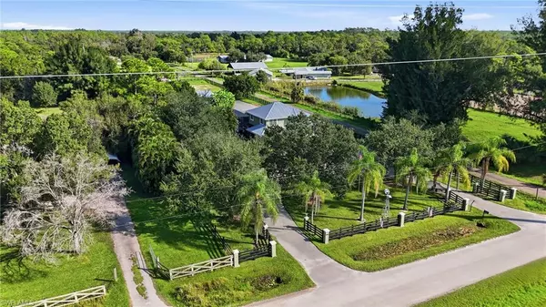 North Fort Myers, FL 33917,10811 & 10821 Ruden RD