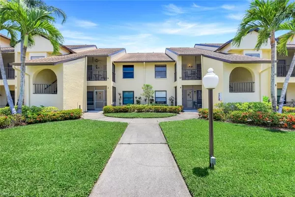 Fort Myers, FL 33919,8336 Charter Club CIR #10